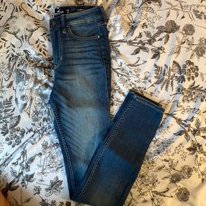 Dark blue Hollister jeans